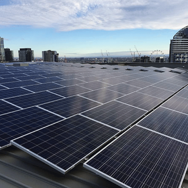 КОНСТРУКЦИЯ ЗА ЛАМАРИНЕН ПОКРИВ 15°, К-Т СЪС СОЛАРНИ ПАНЕЛИ 560W ЗА 20kW